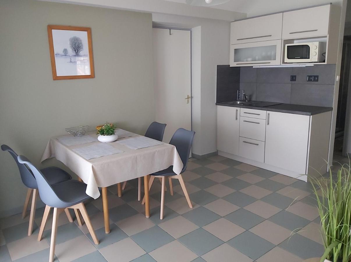 Apartmanhaz Horvath Leilighet Balatonboglár Eksteriør bilde