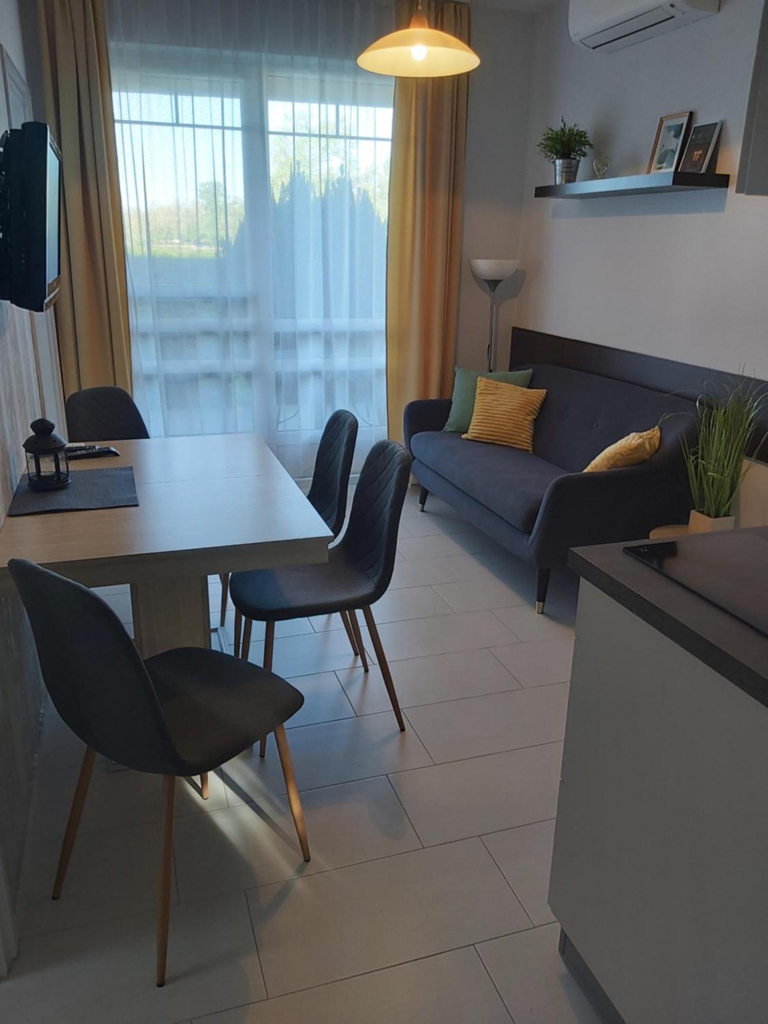 Apartmanhaz Horvath Leilighet Balatonboglár Eksteriør bilde
